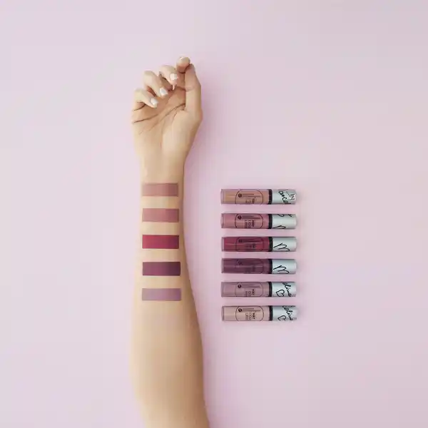 Bild 2 von HYPOAllergenic Mat Liquid Lipstick 05 Berlin, 24 g