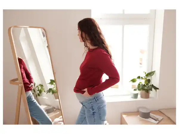 Bild 3 von esmara® Damen Umstandsjeans, Straight Fit, hoher Baumwollanteil