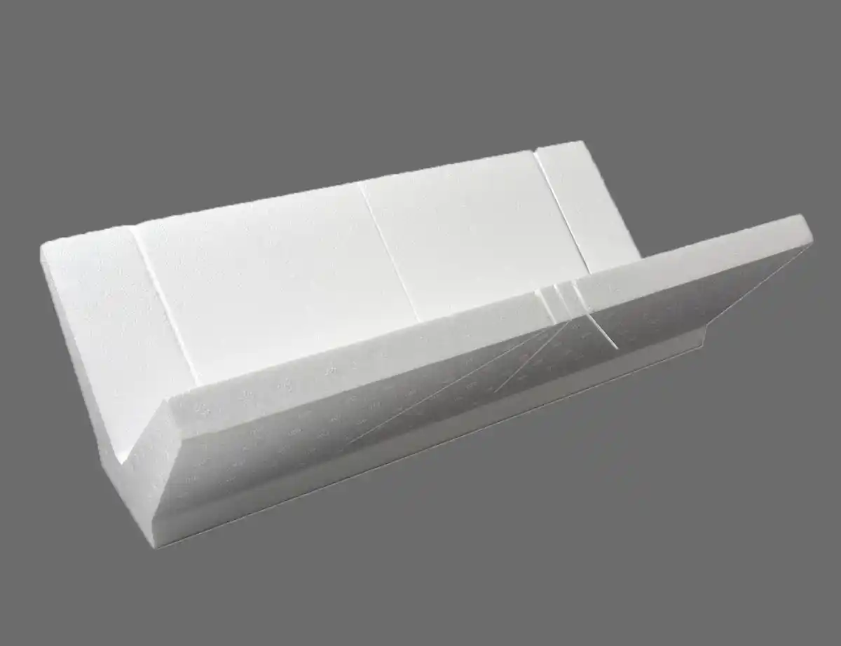 Bild 1 von Styropor Gehrungslade EPS