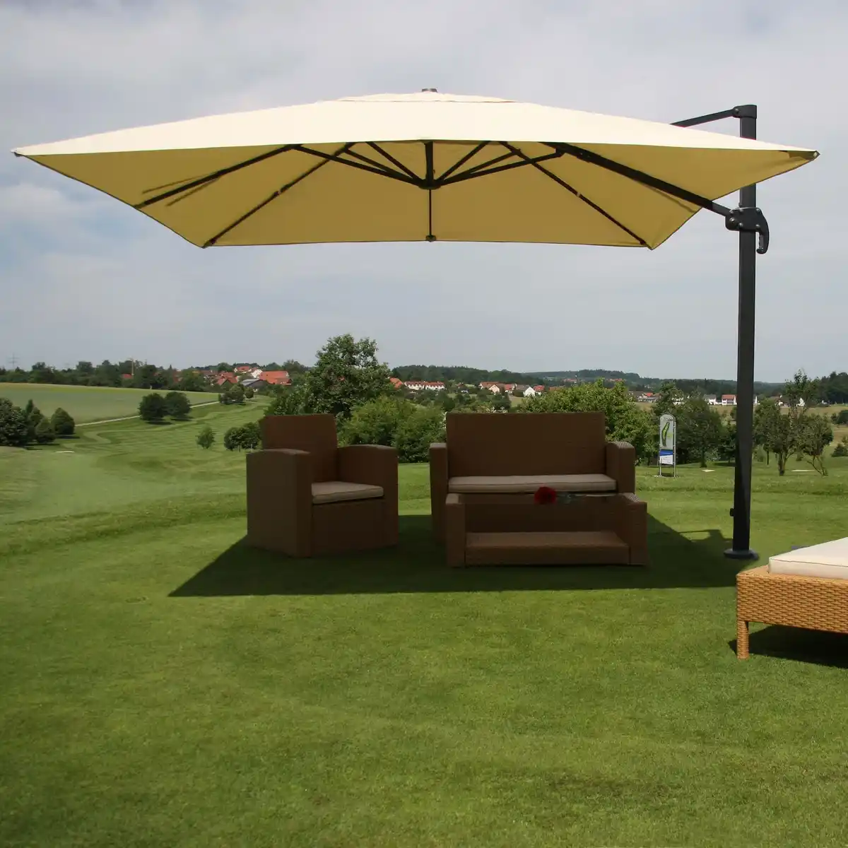 Bild 1 von Gastronomie-Ampelschirm MCW-A96, 3x4m (Ø5m) Polyester Alu/Stahl 26kg ~ creme ohne Ständer