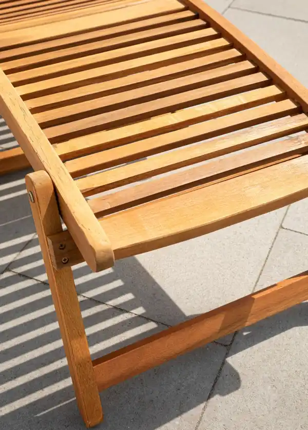 Bild 3 von Holzliege mit Fußablage aus Akazienholz Sonnenliege Schwungliege