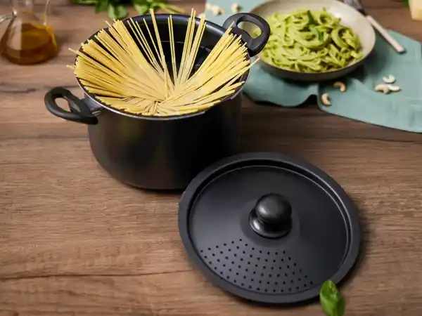 Bild 2 von MASTERPRO Pastatopf