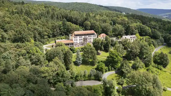 Bild 1 von Adventsreisen - ACHAT Hotel Franziskushöhe Lohr****