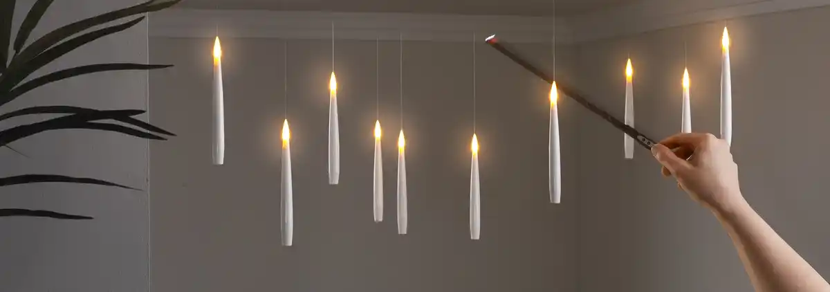 Bild 4 von IDEENWELT Schwebende LED-Kerzen 10er-Set