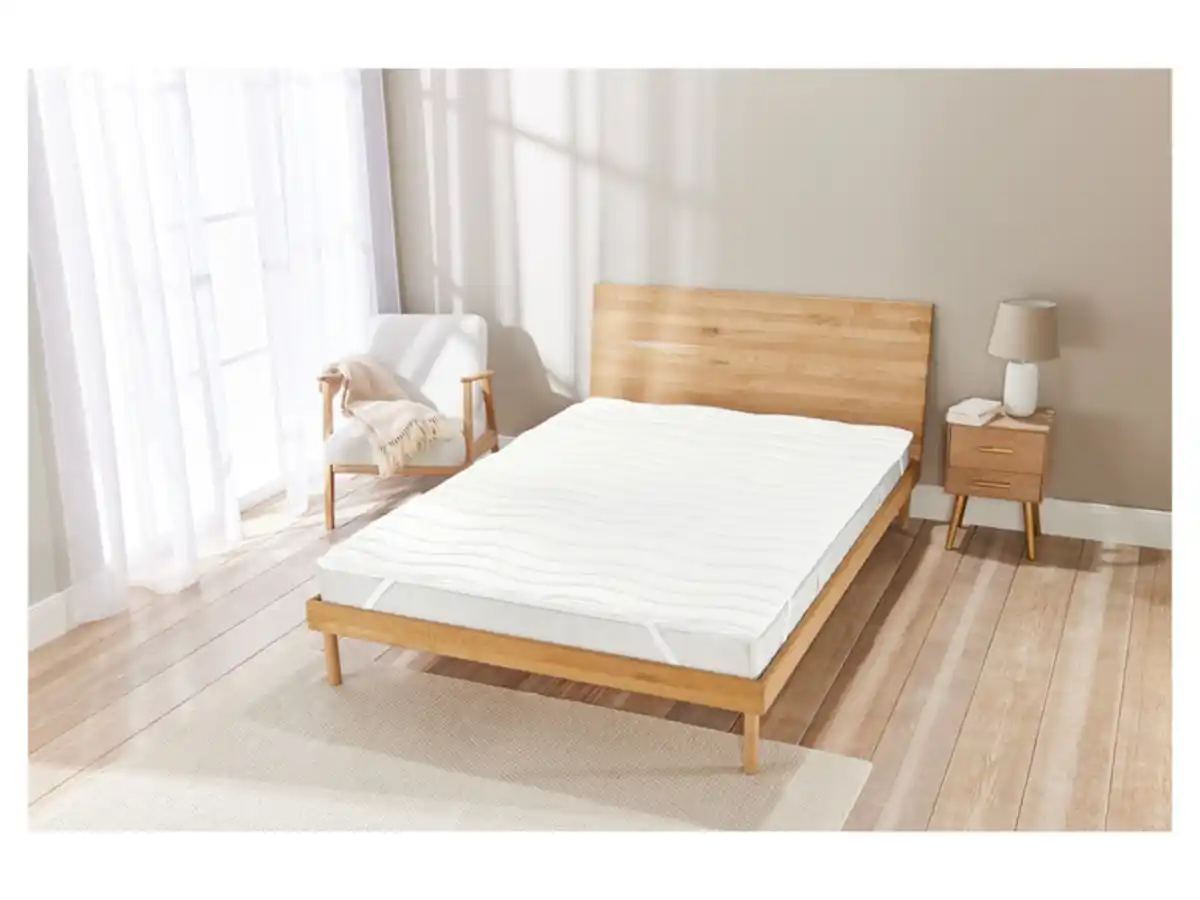 Bild 2 von LIVARNO home King Size Matratzenauflage, 180 x 200 cm, mit Eckgummis