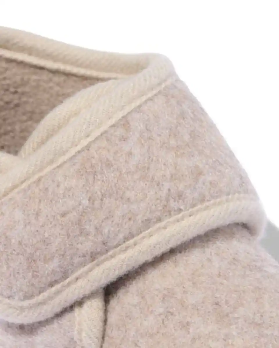 Bild 3 von Krabbelpuschen aus Filz rosa