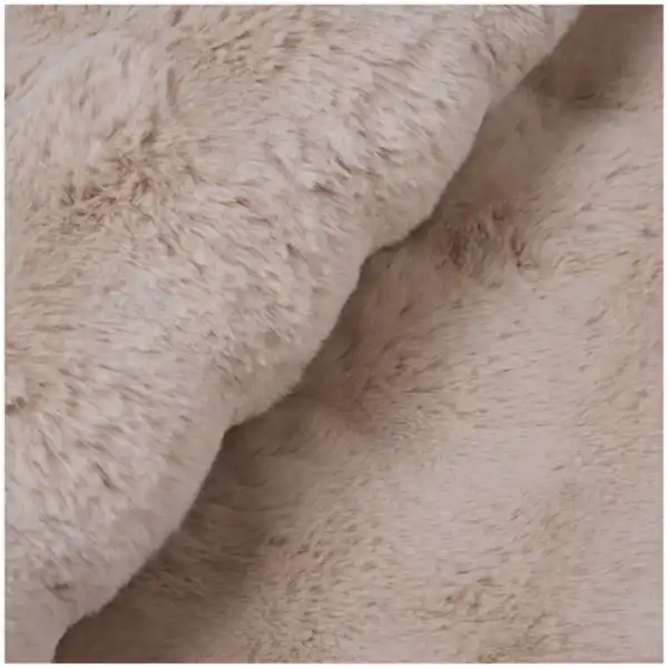 Bild 2 von Teppich aus Kunstfell