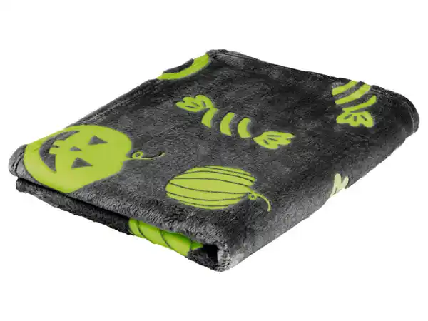 Bild 3 von LIVARNO home Kuscheldecke, 130 x 180 cm, leuchtet im Dunkeln