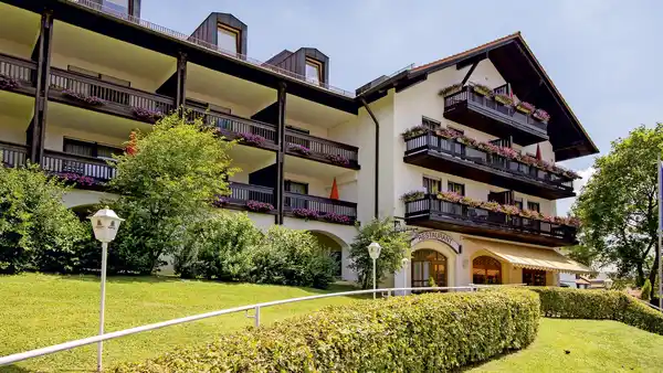 Bild 1 von Deutschland - Bad Griesbach - Buspendel - 3* Hotel Birkenhof Therme