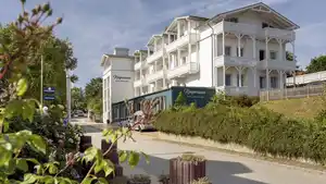 Ostsee - Göhren auf Rügen - Koopmanns Hotel und Lädchen