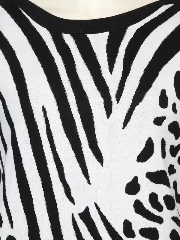 Bild 3 von Große Größen Strickshirt Schwarz