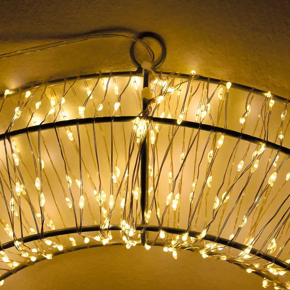 Bild 2 von LED-Weihnachtskranz - Ø ca. 50 cm