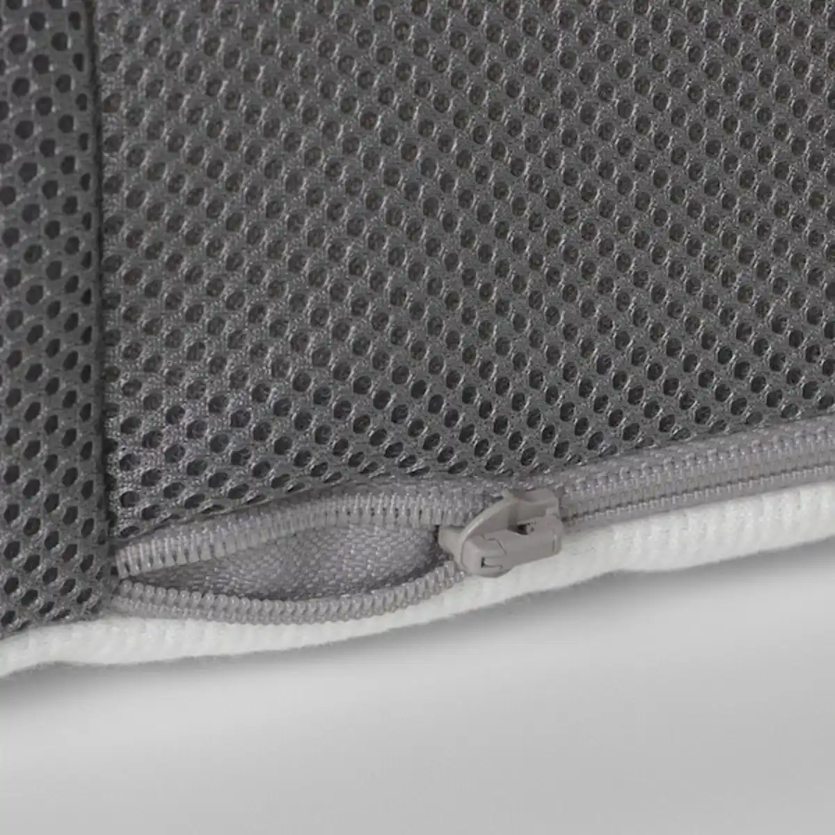 Bild 4 von HIMLAVALV 3-D-Matratze Babybett 70x140x10 cm