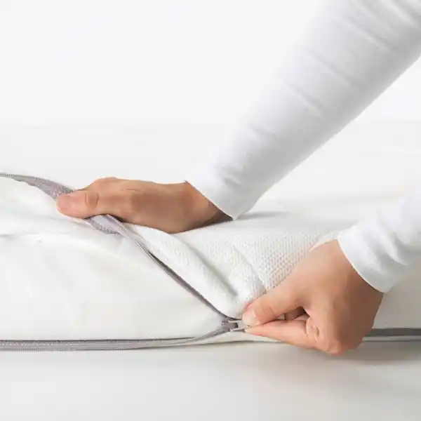 Bild 3 von SKÖNAST Schaummatratze Babybett 70x140x8 cm