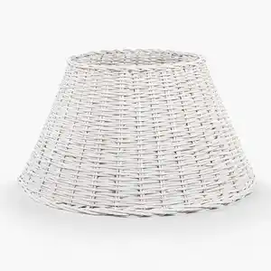 Christbaumrock Rattan 65 cm weiß