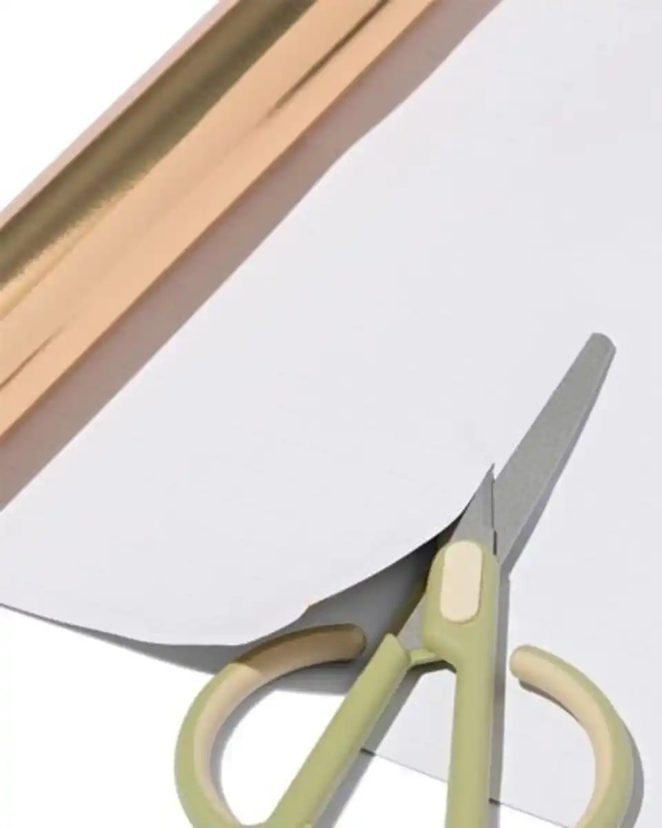 Bild 3 von Geschenkpapier, 70 × 200 cm, Gold