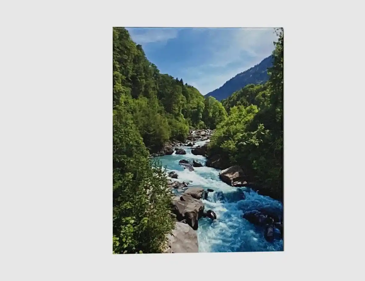 Bild 1 von Bild Bergfluss in Natur