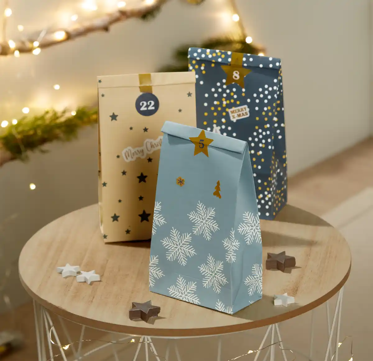 Bild 4 von IDEENWELT Adventskalender-Papiertütenset blau