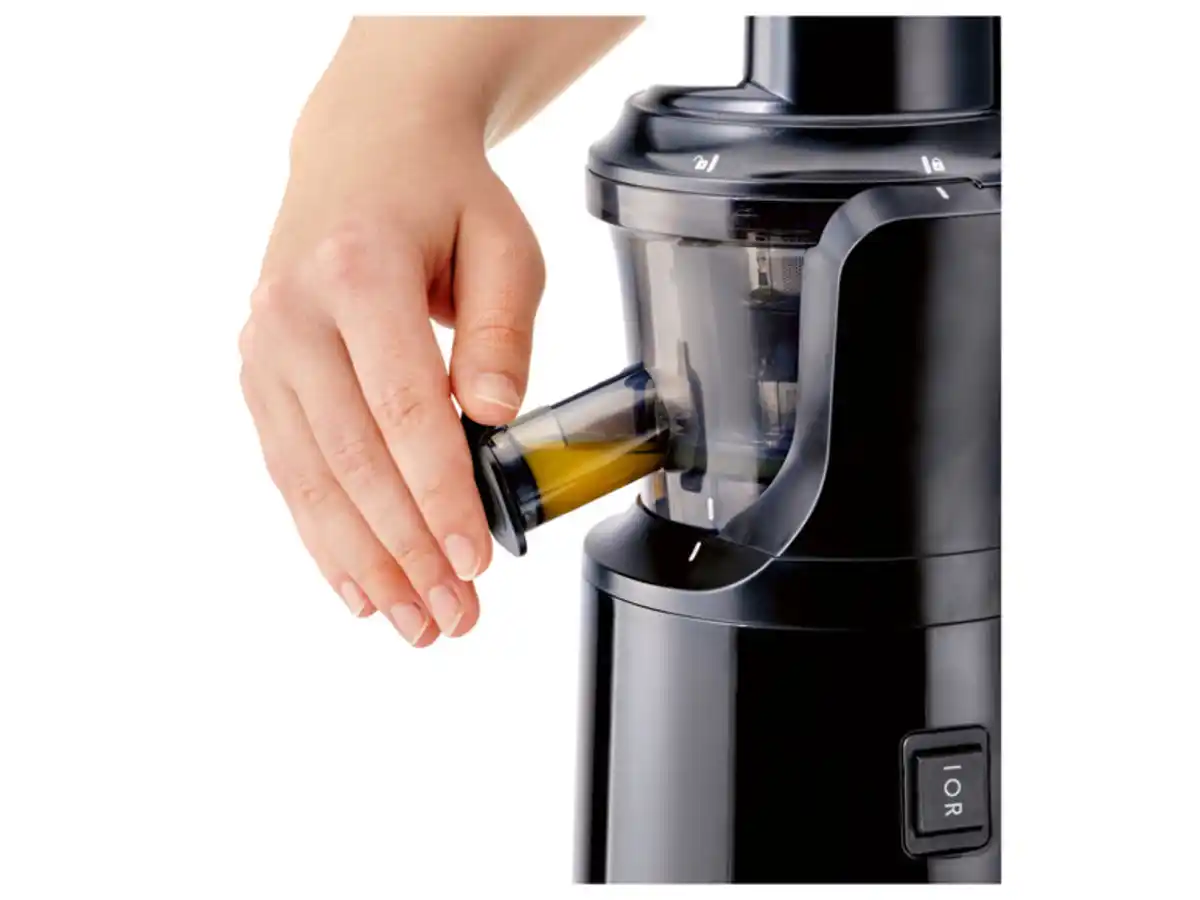 Bild 2 von SILVERCREST® KITCHEN TOOLS Slow Juicer »SSJ 300 C1«, inkl. Reinigungsbürste