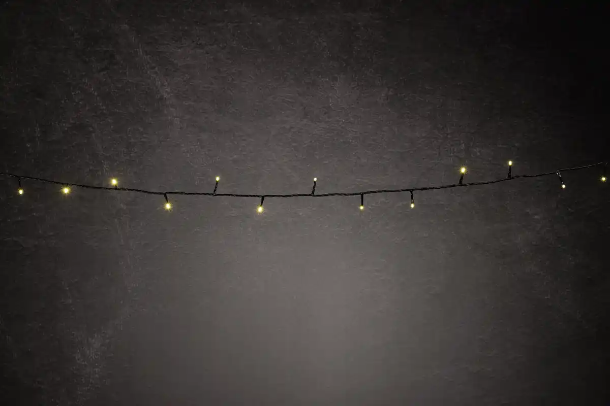 Bild 1 von TrendLine LED-Lichterkette Classic Außen 52,3 m warmweiß mit Timer, Dimmer