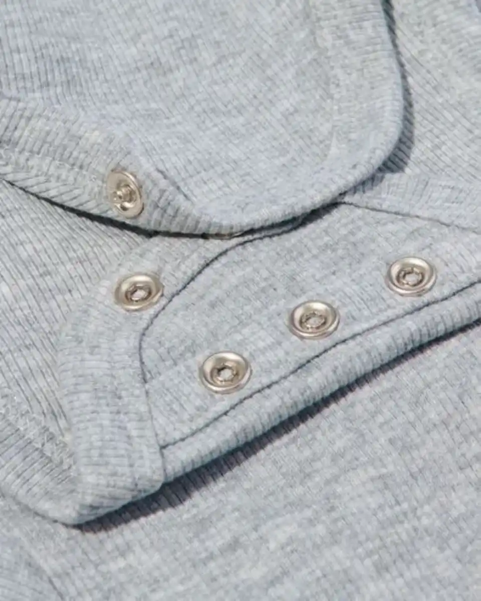 Bild 4 von größenflexibler Newborn-Wickelbody, Feinripp, mit Bambus/Elasthan graumeliert