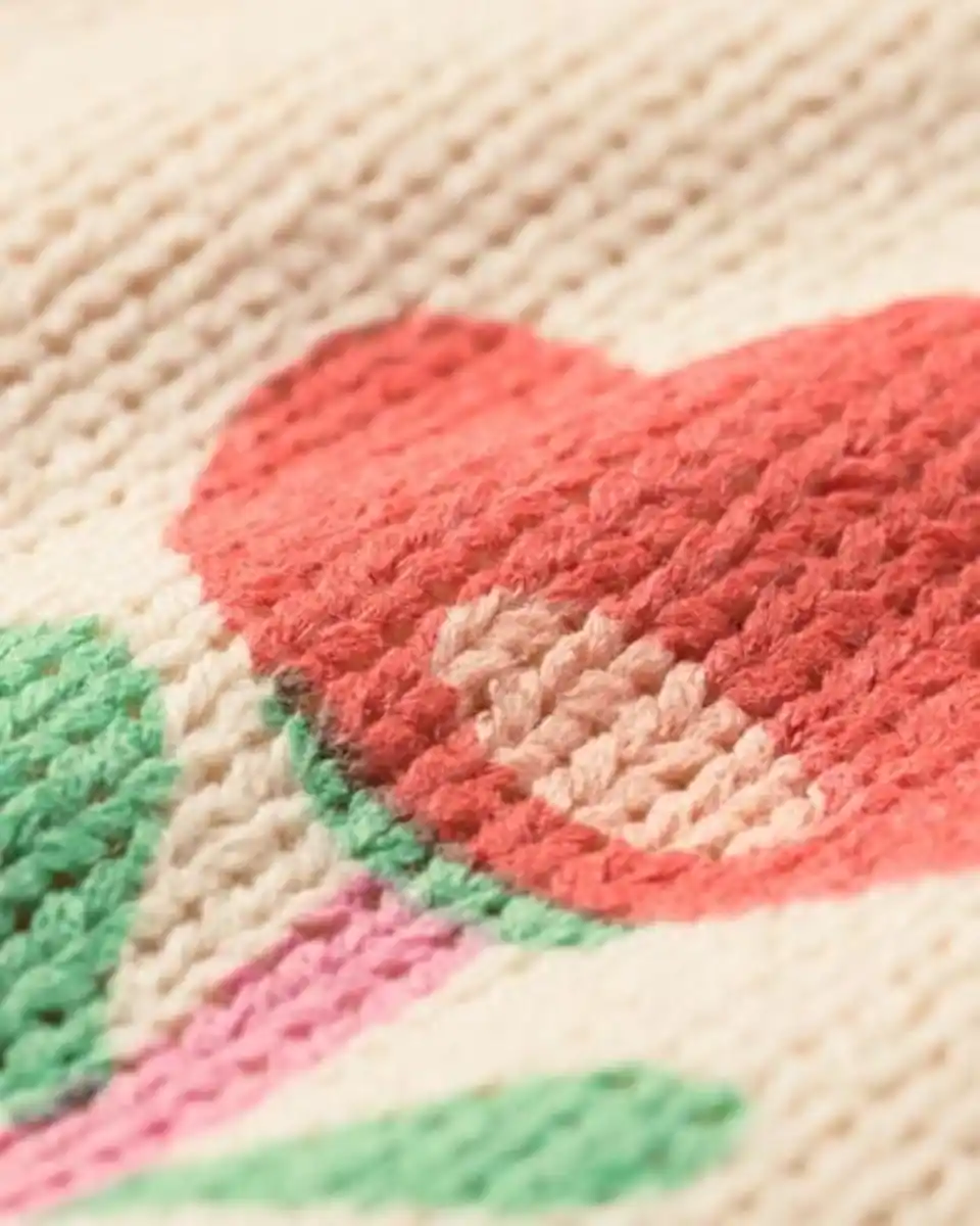 Bild 2 von Babypullover mit Blumen sandfarben