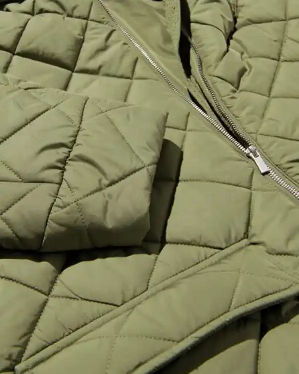 Bild 2 von Damenjacke mit Steppung grün