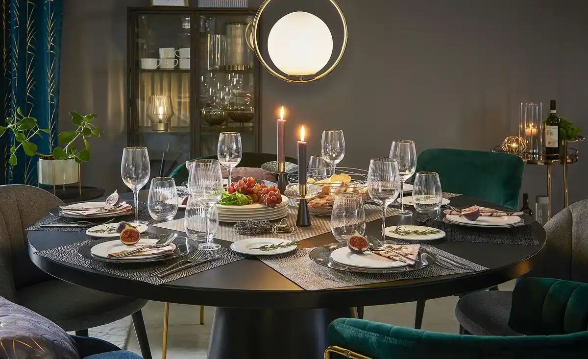 Bild 3 von Esstisch mit Glastischplatte Reflection