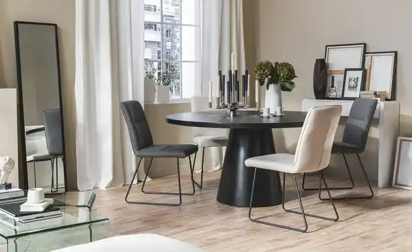 Bild 4 von Esstisch mit Glastischplatte Reflection