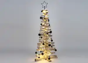 Tannenbaum aus Holzstreben mit Metallstern 114cm