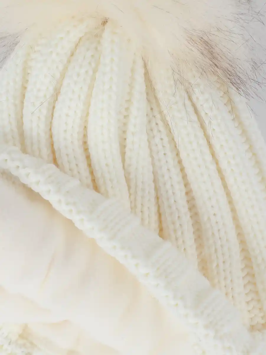 Bild 2 von Damen Strickmütze mit Bommel Weiß