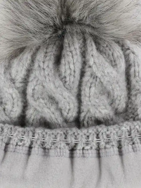 Bild 2 von Damen Strickmütze mit Bommel Silber