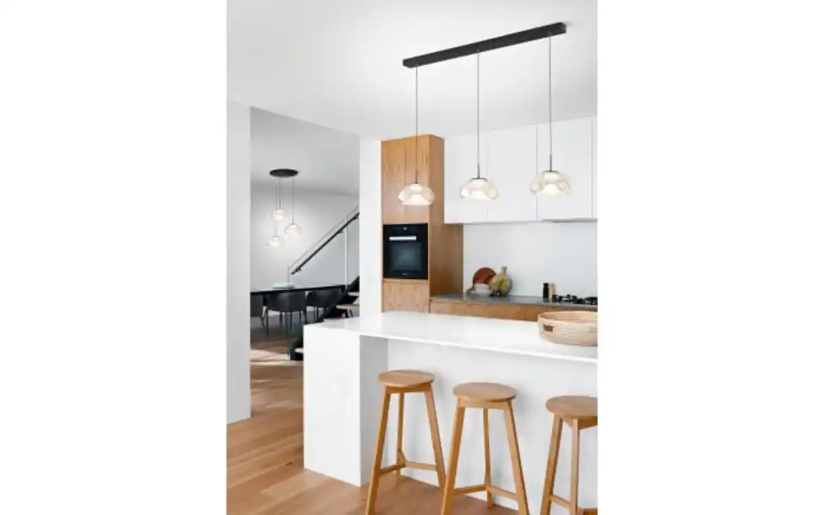 Bild 3 von LED-Pendelleuchte Brena, cognac, 3-flammig, 35 cm, inkl. CCT Steuerung