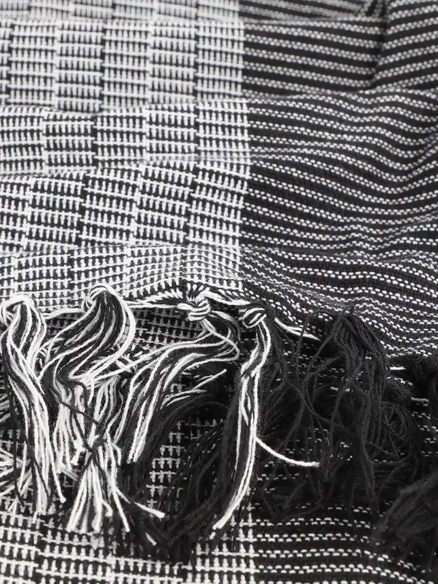 Bild 2 von Wohndecke, 130x170cm Schwarz