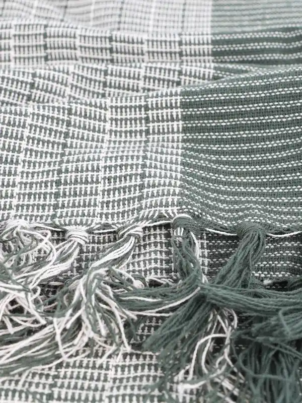 Bild 2 von Wohndekce, 130x170cm Grün