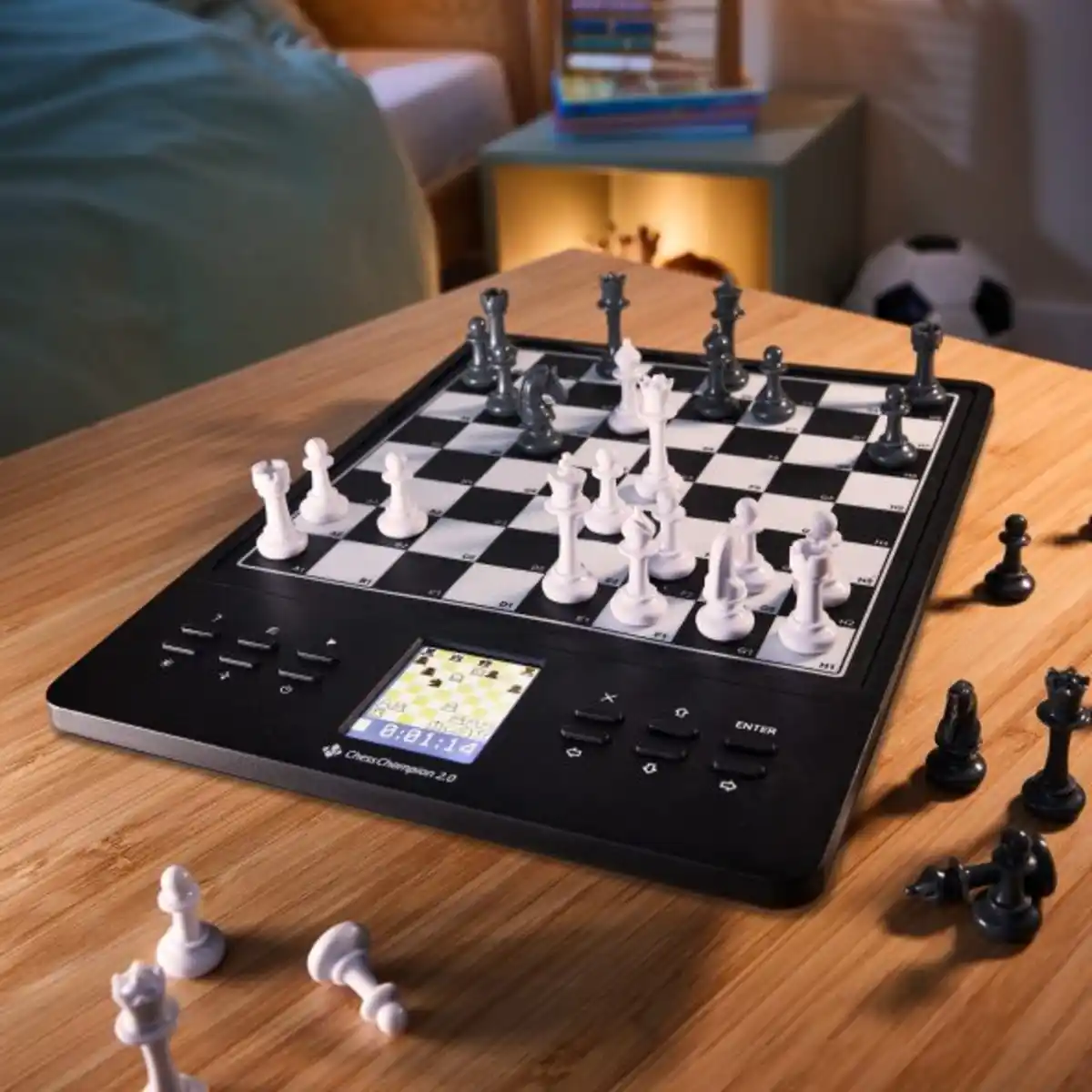 Bild 4 von MILLENNIUM Schachcomputer ChessChampion 2.0