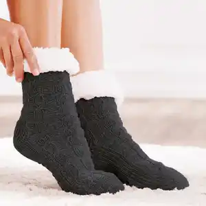 Ellenor Homesocks