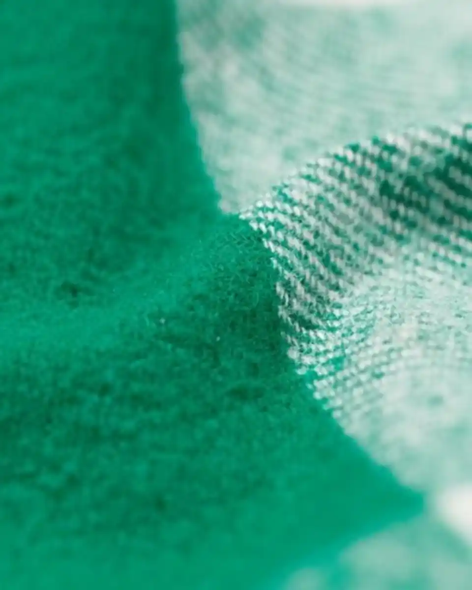 Bild 2 von Flanell-Pyjama für Erwachsene, War Child, Karomuster grün