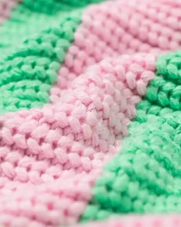 Bild 2 von Kinder-Strickjacke gestreift grün