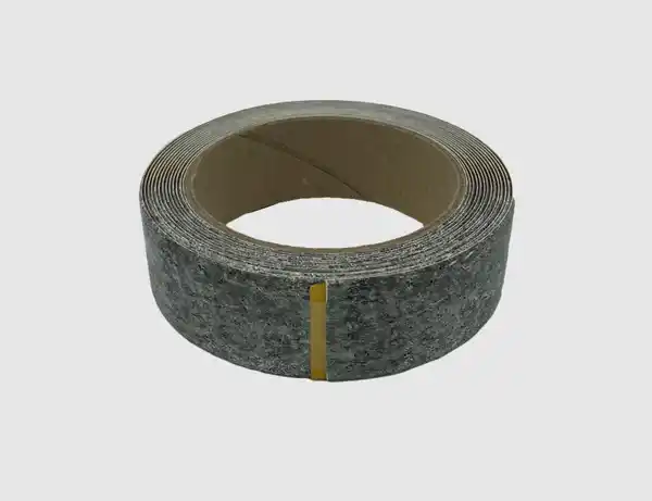 Bild 2 von Weichsockelleiste Betongrau