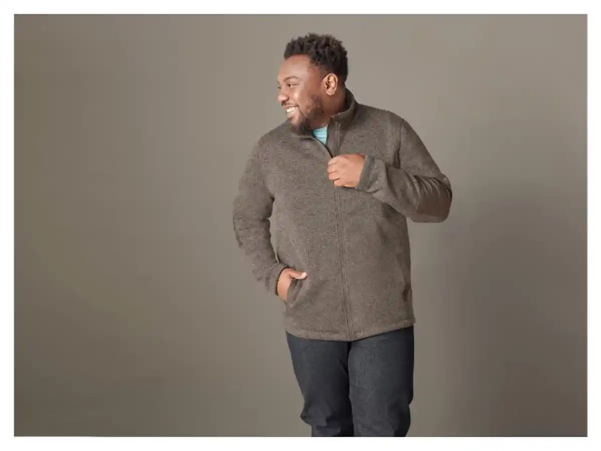 Bild 3 von LIVERGY® Herren Strickjacke, aus weichem, wärmendem Fleece