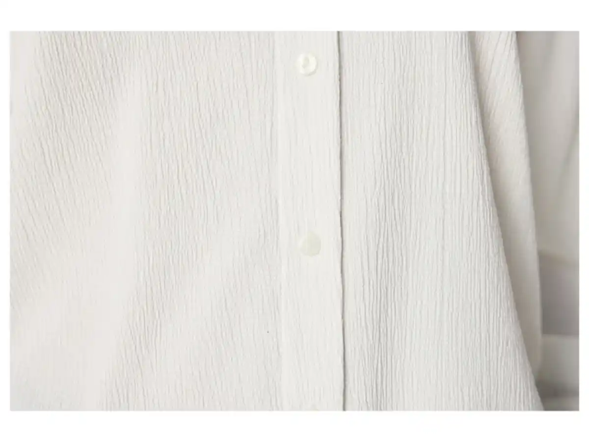 Bild 4 von esmara® Damen Bluse, mit voluminösen Ärmeln