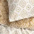 Bild 2 von ORMÄNGSFLY Bettwäsche-Set, 2-teilig, gelbbeige/weiß 140x200/80x80 cm