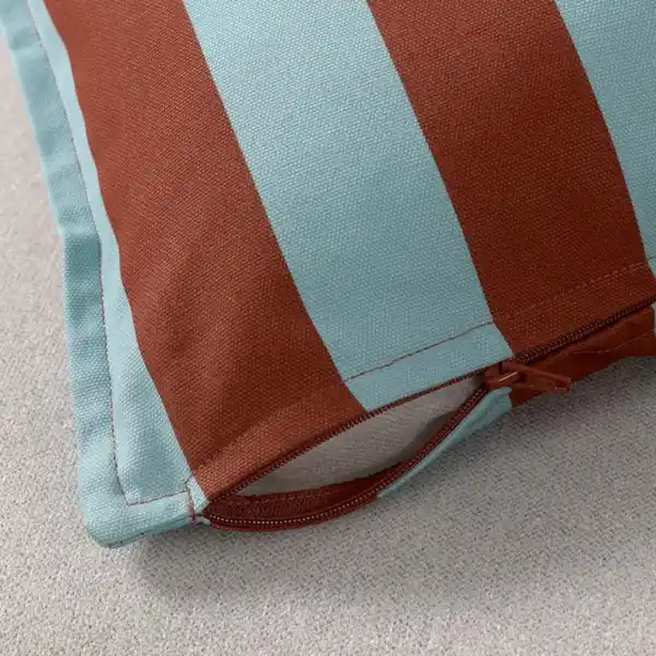 Bild 3 von GURLI Kissenbezug, blau/braun Streifen 50x50 cm