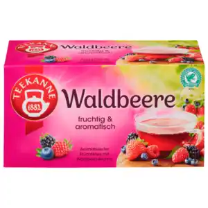 Teekanne Früchtetee Waldbeere