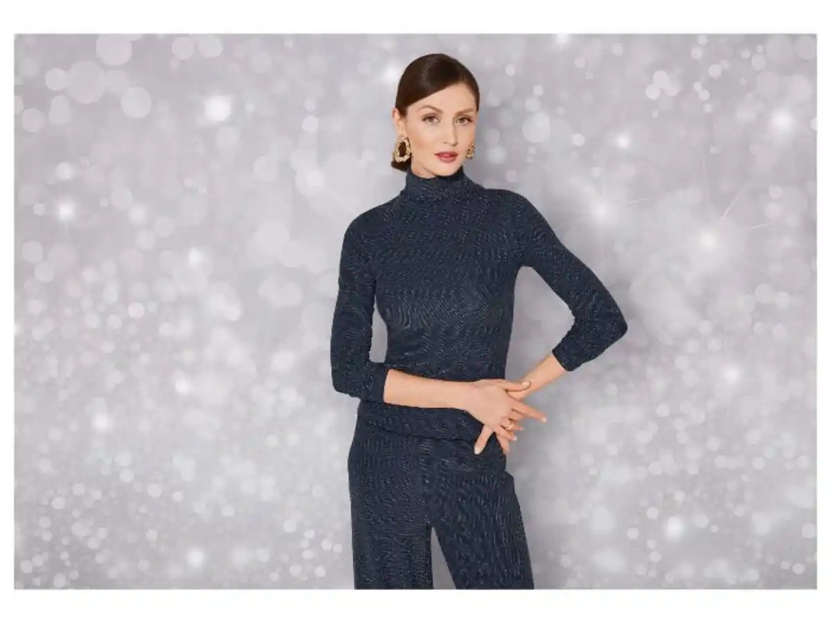 Bild 3 von esmara® Damen Rollkragenshirt, mit Glitzereffekt