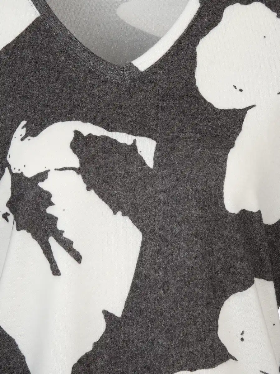 Bild 3 von Damen Flauschshirt mit V-Ausschnitt Grau