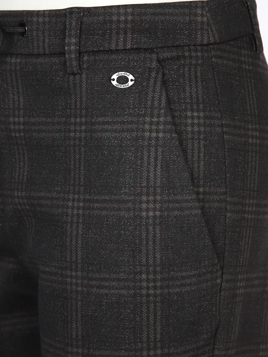 Bild 4 von Damen Stoffhose mit Print Schwarz