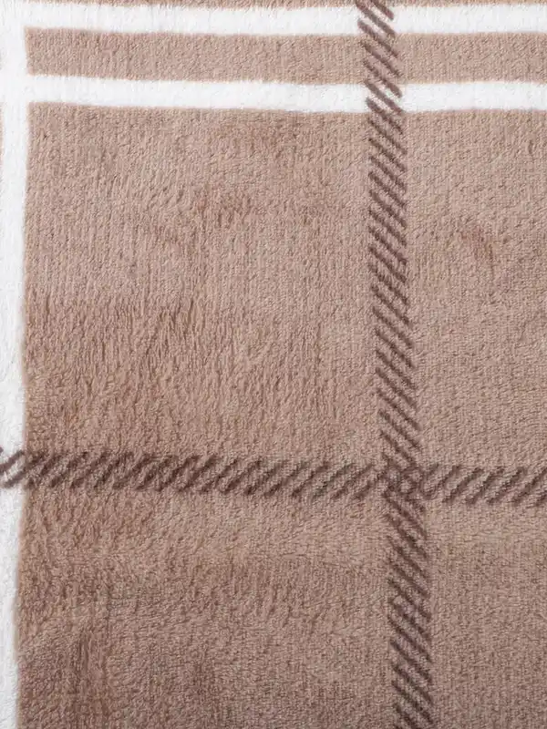 Bild 3 von Kuscheldecke Elisa, 220x240cm Braun