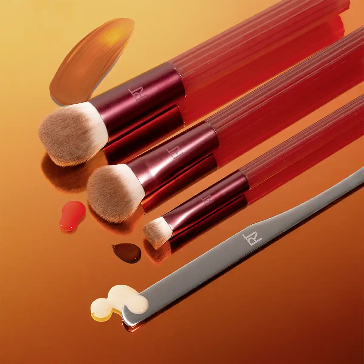 Bild 2 von Real Techniques Solar Power Golden Hour Glow Base Set